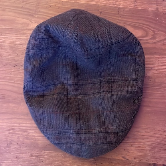 Brixton Hat - Picture 2 of 7